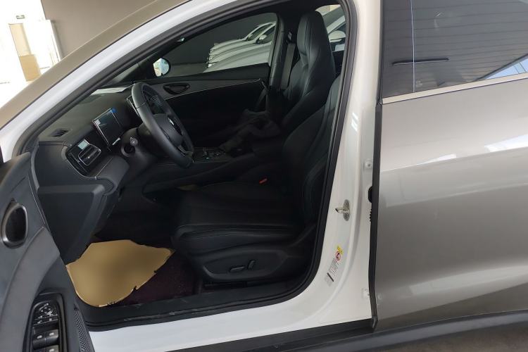 Used BYD Seal 06 New Energy 2024 DM-i 120KM Luxury Model
