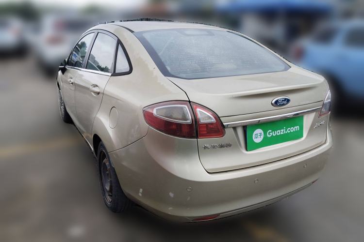 Used Ford Fiesta 2009 Sedan 1.5L Automatic Fashion Edition
