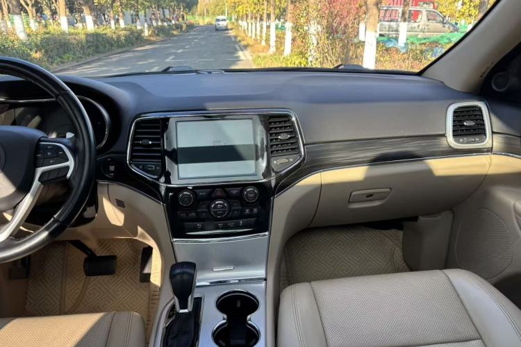 Used Jeep Grand Cherokee (Import) 2020 3.0L Elite Navigation Edition
