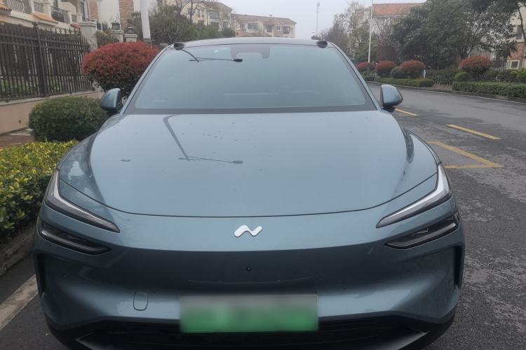 Used ONVO L60 2024 60 kWh All-Wheel Drive