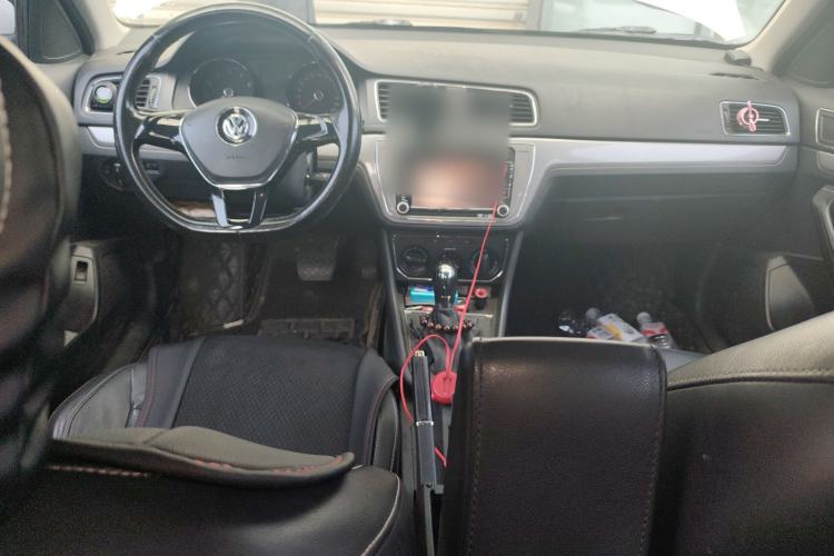 Used Volkswagen Lavida 2015 1.6L Automatic Comfort Edition