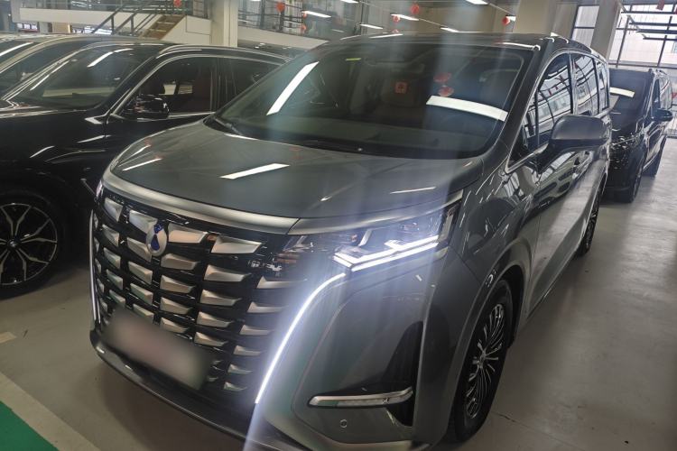 Used Denza D9 2022 DM-i 970 Four-Wheel Drive Flagship Model