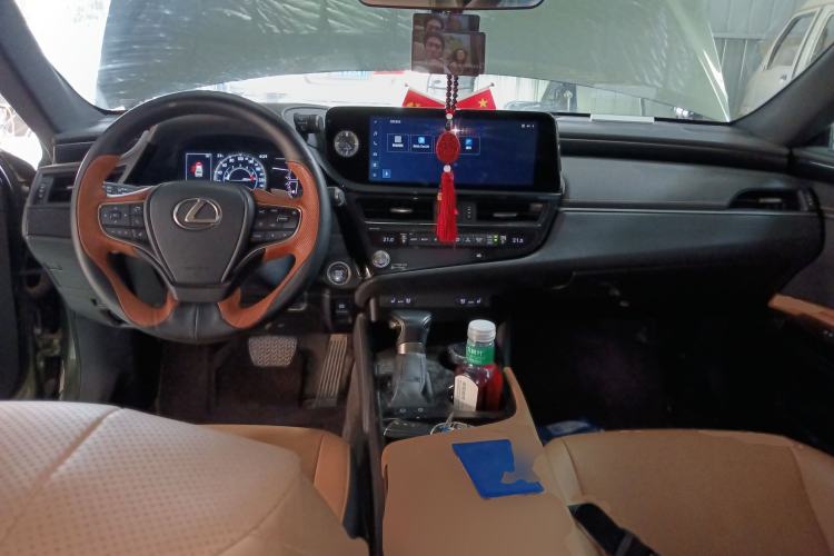 Used Lexus ES 2022 200 Excellence Edition