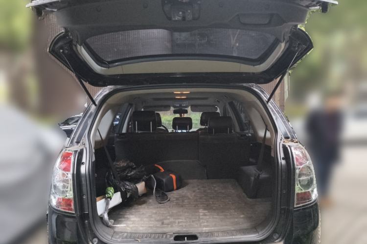 Used Chevrolet Captiva 2012 2.4L 4x4 Flagship Edition 7 Seats