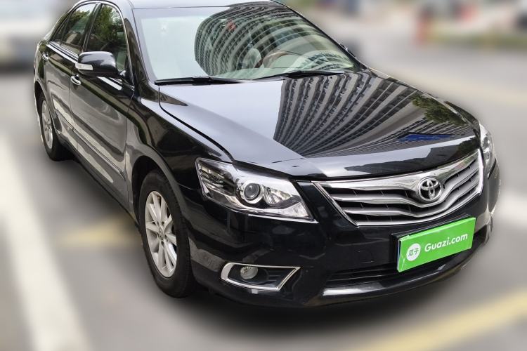 Used Toyota Camry 2013 200G Classic Luxury Edition Front Right 45 Deg