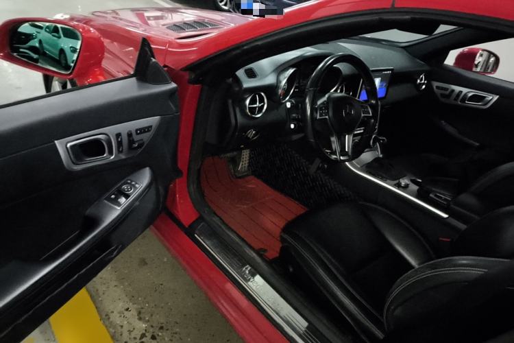 Used Mercedes-Benz SLK-Class 2011 SLK 200 Fashion Model
