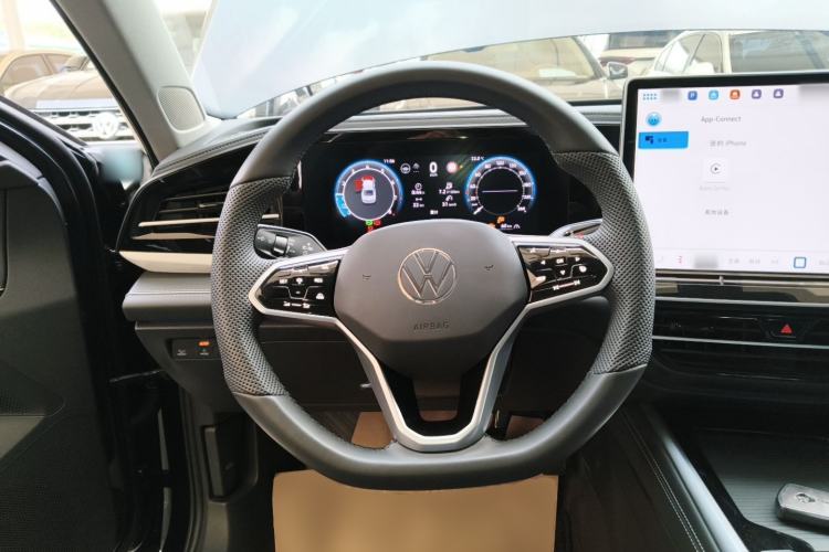 Used Volkswagen Passat 2025 Pro 380TSI Dragon Edition
