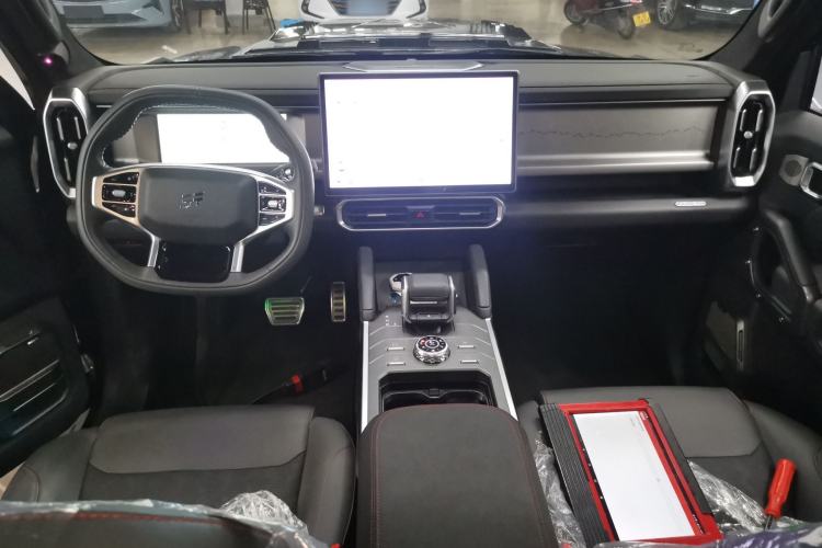 Used JETOUR Traveler 2023 2.0T All-Wheel Drive CrossPRO+