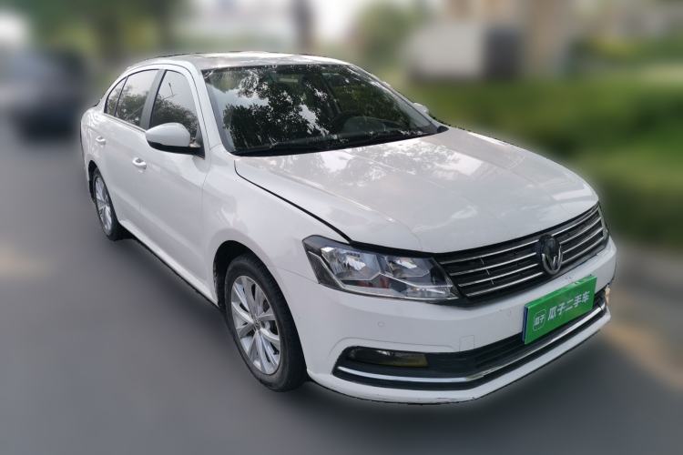 Used Volkswagen Lavida 2015 1.6L Manual Comfort Edition

