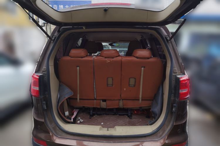 Used Baojun 730 2016 1.5L Manual Comfort Version 7 Seats China V Emission Standard Trunk