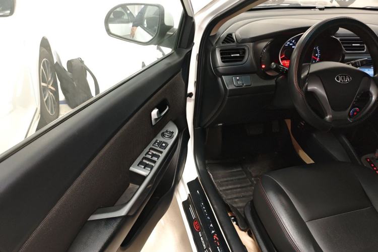 Used Kia K2 2015 Sedan 1.4L Automatic GLS