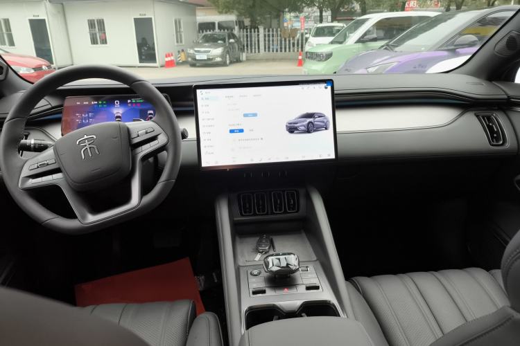 Used BYD Song L EV 2025 Intelligent Driving Version 662 km LiDAR Excellence Edition