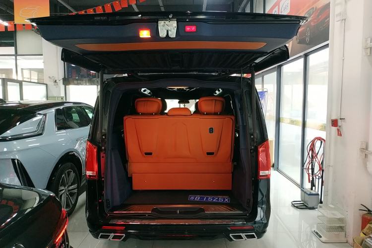 Used Mercedes-Benz V-Class 2022 V 260 Avantgarde Edition