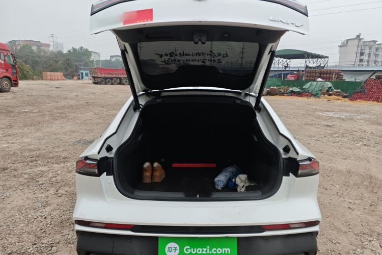 Used Changan UNI-V 2024 1.5T Prestige Edition