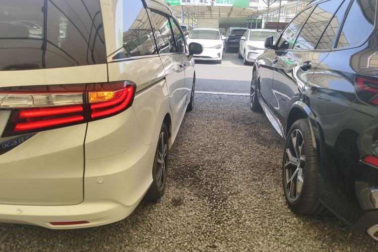 Used Honda Odyssey 2015 2.4L Smart Edition