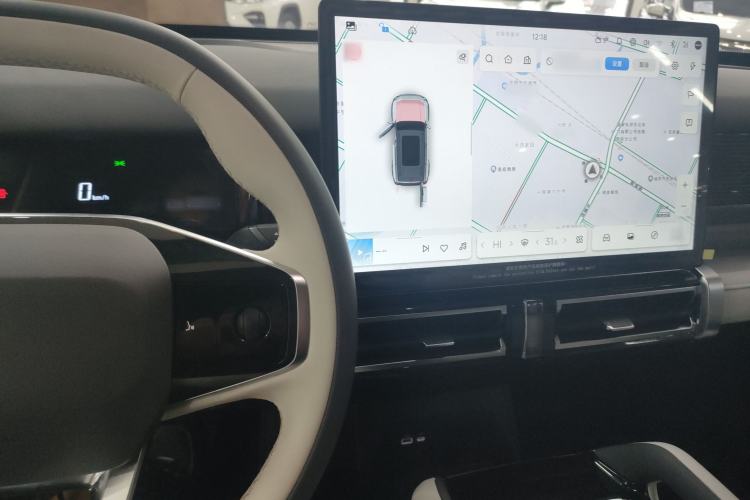 Used iCAR 03 2024 401km Two-Wheel Drive Standard Advanced Version Center Console