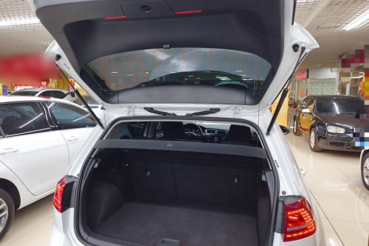 Used Volkswagen Golf 2017 230TSI Manual Comfort Edition – Celebrating Milestone of One Million Units
