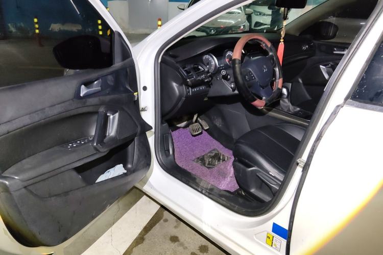 Used Peugeot 408 2018 350THP Automatic Luxury Edition Driver Seat