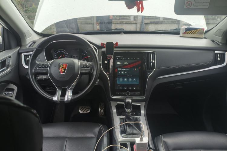 Used Roewe RX5 2018 20T Two-Wheel Drive Automatic Internet Smart Edition