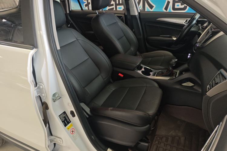 Used CHANGAN CS75 2016 1.8T Automatic Elite Model China V Standard
