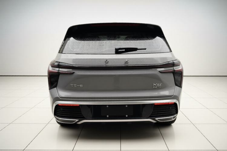 Used Hongqi HS3 2023 1.5T Two-Wheel Drive Shanwei Edition Rear