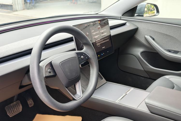 Used Tesla Model 3 2025 Rear-Wheel-Drive Version