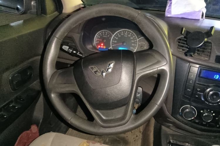 Used Wuling Hongguang 2014 1.2L S Standard Version China IV Standard
