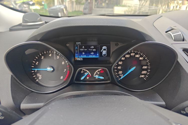 Used Ford Kuga 2015 2.0L GTDi Four-Wheel-Drive Sport Model Instrument Cluster