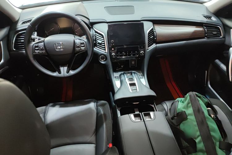 Used Honda Avancier 2017 370TURBO 2WD Luxury Edition Center Console