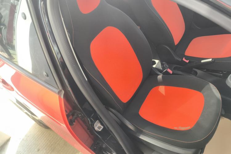 Used smart forfour 2016 1.0L 52 kW Passion Edition
