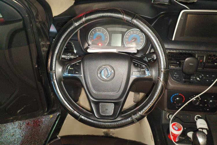 Used Dongfeng Fengon 330 2018 1.5L 330S Premium Edition DK15