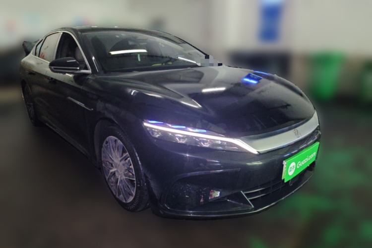 Used BYD Han 2025 DM-i 125KM Prestige Model Front Right 45 Deg