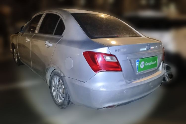 Used CHANGAN Alsvin V3 2012 1.3L Manual Luxury Version China IV Standard
