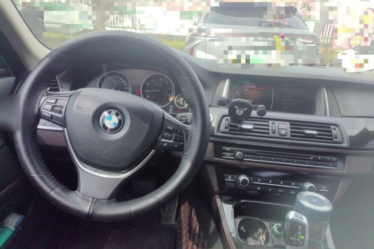 Used BMW 5 Series 2014 525Li Luxury Design Package
