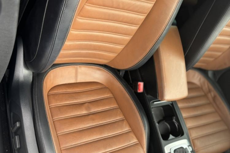 Used Volkswagen FAW-Volkswagen CC 2016 1.8TSI Luxury Model
