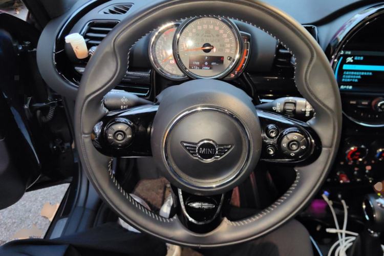 Used MINI Clubman 2018 1.5T COOPER Artist