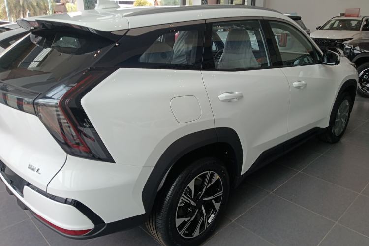 Used Geely Auto FX11 2025 4th Generation 1.5TD DCT – The Start Rear Right 45 Deg