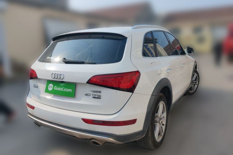 Used Audi Q5 2017 Plus 40 TFSI Technology Model