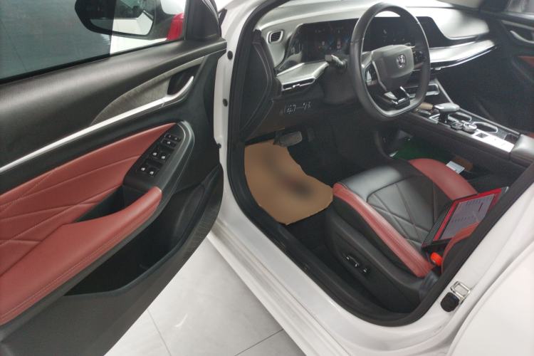 Used CHANGAN Eado 2022 PLUS Blue Whale NE 1.4T GDI DCT Flagship Edition
