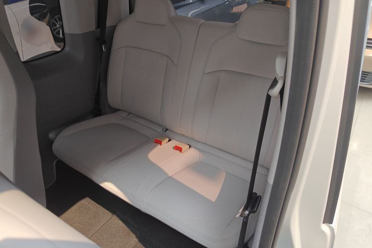 Used Wuling Air ev 2023 - Four Seats - Advanced Edition Left Rear Seat