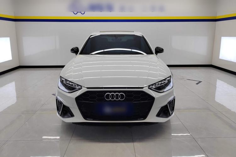 Used Audi A4L 2023 40 TFSI Luxury Dynamic Model
