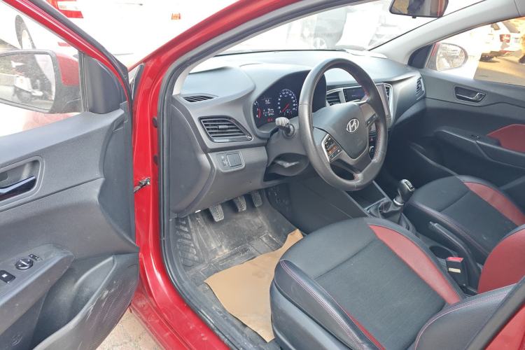 Used Hyundai Verna (new generation) 2016 1.4L Manual Cool Edition GLS
