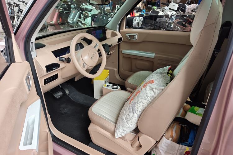 Used Geely Galaxy Panda 2023 Panda Mini New Year Edition Treasure Bear