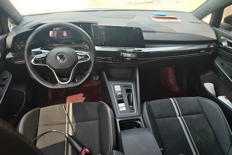 Used Volkswagen Golf 2021 280TSI DSG R-Line Center Console