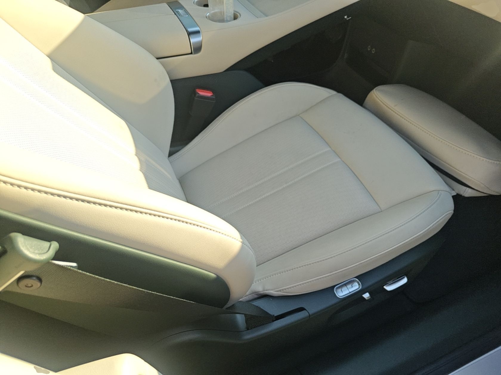 Xiaomi Auto YU7 2025 Ultra-Long Range Rear-Wheel Drive Version — снимка 19