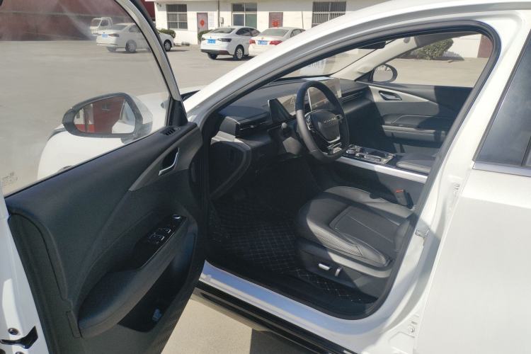 Used Wuling Xingguang 2024 Co-Creation Edition 510 Advanced Model