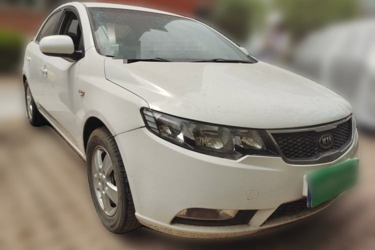 Used Kia Forte 2012 1.6L MT GL Commemorative Edition Front Right 45 Deg