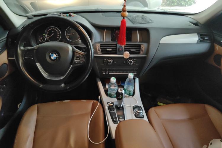 Used BMW X3 2014 xDrive20i Leading Model Center Console