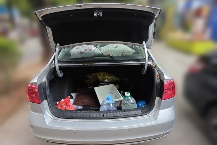 Used Volkswagen Bora 2016 1.6L Manual Comfort Model
