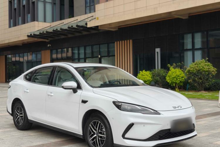 Used BYD Seal 05 DM-i 2025 DM-i Smart Drive 55KM Prestige Model Exterior 6